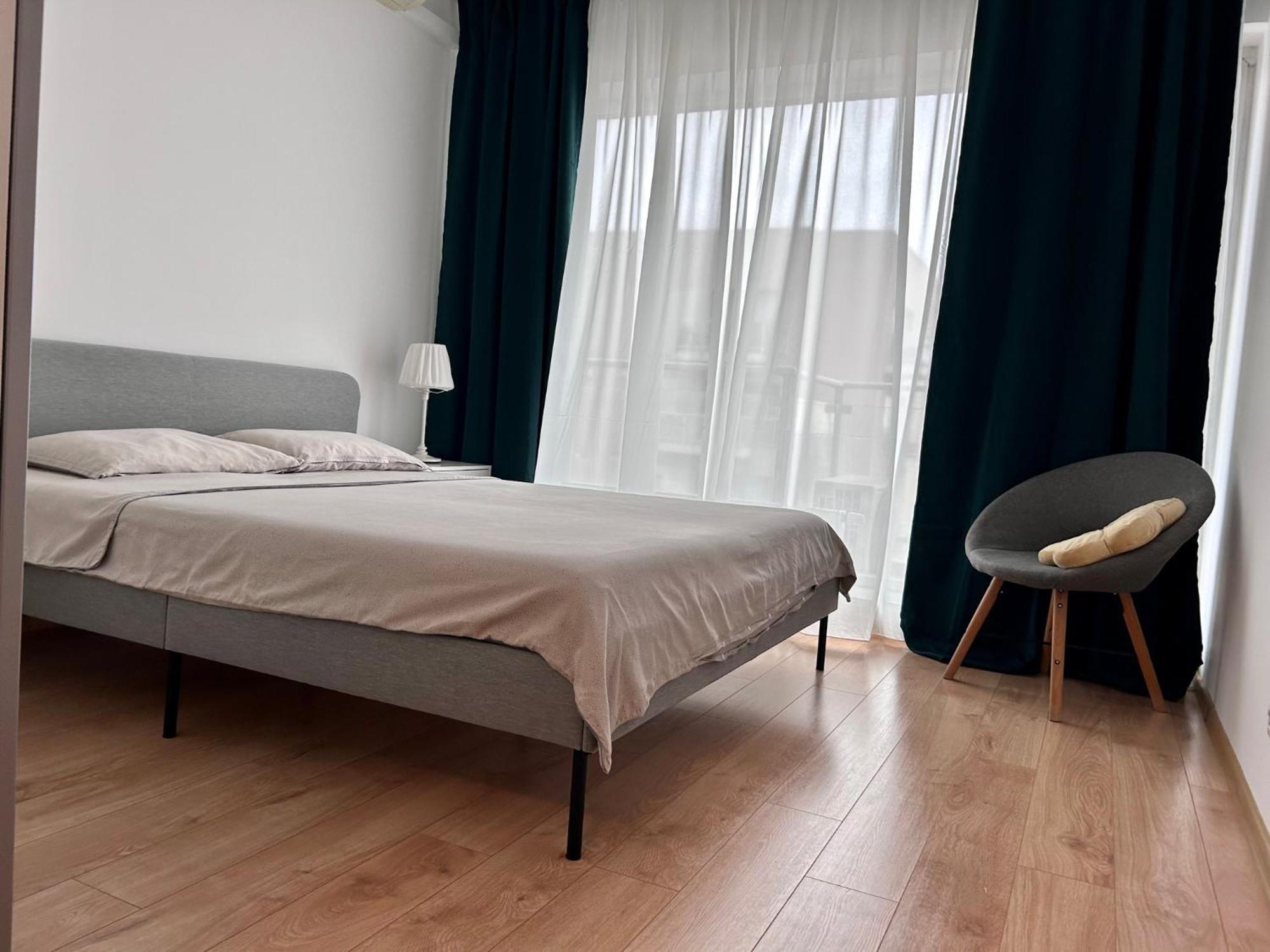 Sunrise Apartment Букурещ Екстериор снимка