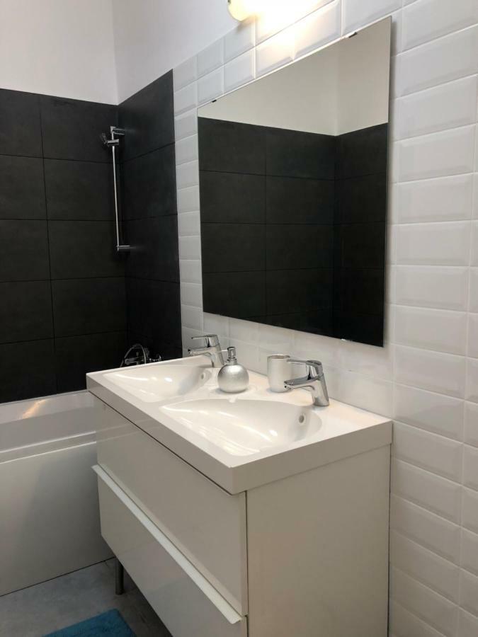 Sunrise Apartment Букурещ Екстериор снимка